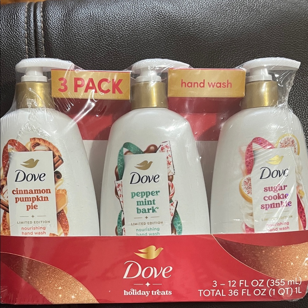Dove Holiday Treats Hand Wash 3-Pack - White and Gold